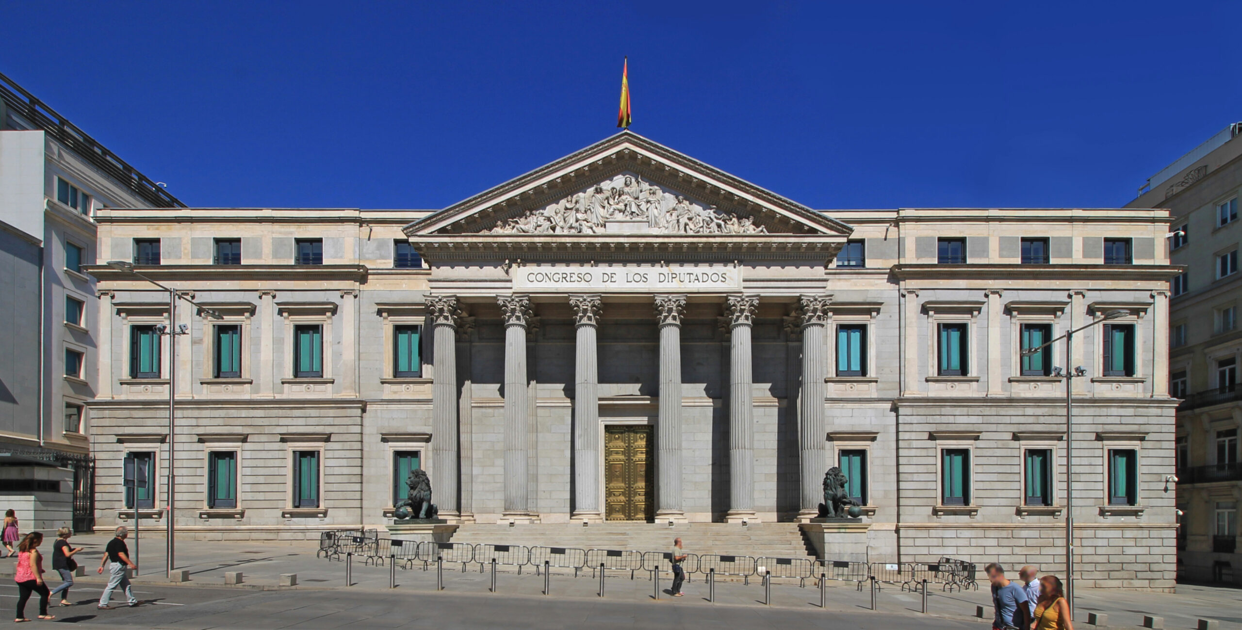 Fachada del Congreso de los Diputados de España, escenario del asalto de Tejero durante el golpe de Estado del 23-F de 1981