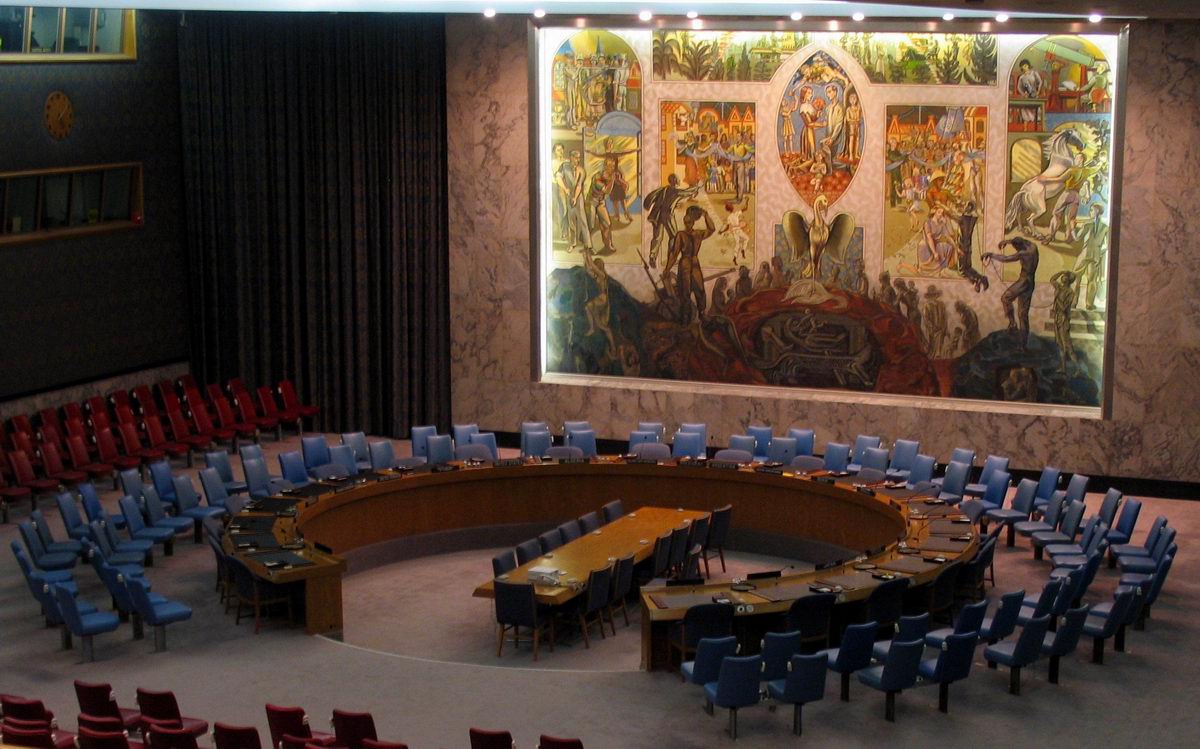 Sala del Consejo de Seguridad de Naciones Unidas, símbolo del derecho internacional como herramienta de poder y control geopolítico